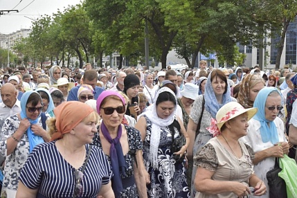 Крестный ход в честь Табынской иконы Божией Матери в Оренбуржье