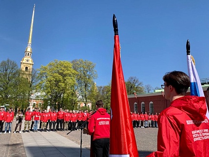 В Санкт-Петербурге состоялось торжественное награждение участников, прошедших полный курс программы военно-патриотической подготовки