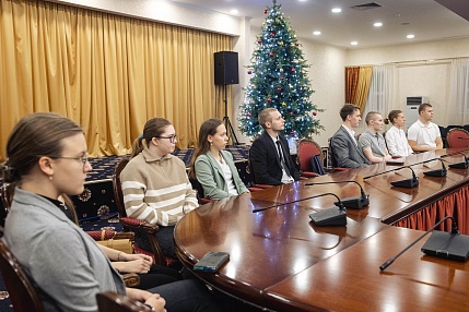 В НАО наградили участников Всероссийского этапа «Семья года» и победителей регионального этапа «Студент года»