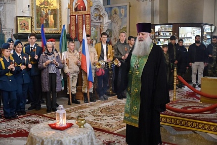 В Александро-Невском войсковом соборе прошел завершающий этап эстафеты «Свеча памяти»