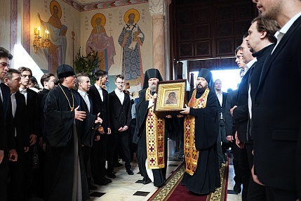 Казанскую икону Божией Матери торжественно встретили в Самаре