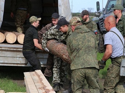 Алиханов рассказал об отправке новой партии помощи бойцам в зону СВО