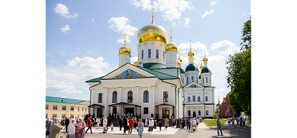 В Саровской пустыни освящен храм в честь иконы Божией Матери «Живоносный Источник»