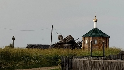 АРХАНГЕЛЬСКАЯ ЕПАРХИЯ ВЗЯЛАСЬ ЗА СПАСЕНИЕ РУХНУВШЕЙ В ЧУХЧЕРЬМЕ ЦЕРКВИ ВАСИЛИЯ БЛАЖЕННОГО