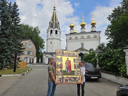 Паломники Никольского Собора города Черкесска посетили Феодоровский мужской монастырь города Городца