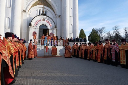 Встреча Благодатного огня во Владимире