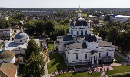 Митрополит Воскресенский Дионисий совершил великое освящение Благовещенского соборного храма города Гагарина