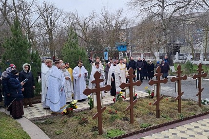 В четвёртую годовщину трагедии в Георгиевском соборе Кизляра молитвенно почтили память жертв нападения на храм