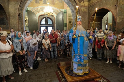 Престольные торжества в Свято-Успенском кафедральном соборе города Владимира